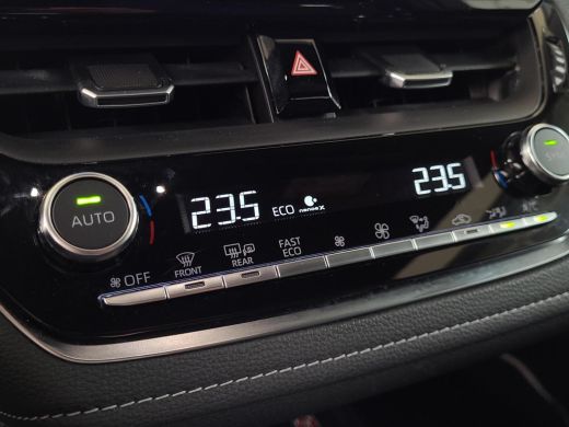 Toyota Corolla Touring Sports Hybrid 140 Dynamic | Blindspot | Elektr. klep | Apple CarPlay | Rijklaarprijs incl. garantie | ActivLease financial lease
