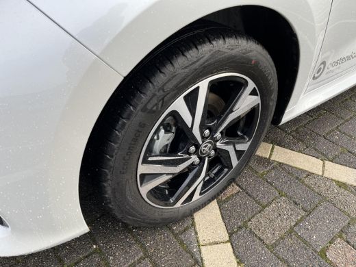Toyota Yaris 1.5 Hybrid 115 First Edition ActivLease financial lease