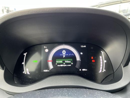 Toyota Yaris 1.5 Hybrid 115 First Edition ActivLease financial lease