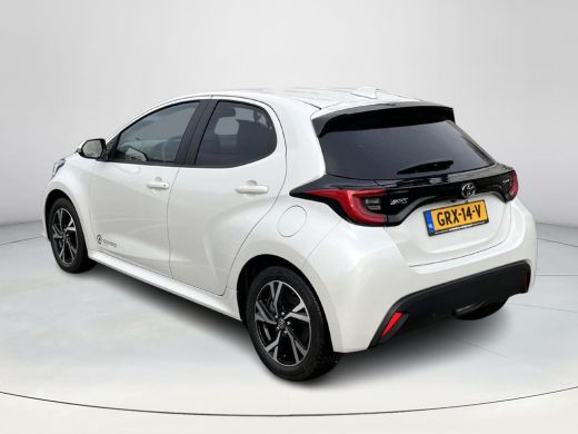 Toyota Yaris 1.5 Hybrid 115 First Edition ActivLease financial lease