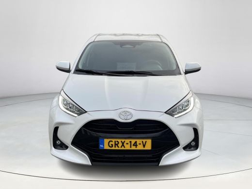 Toyota Yaris 1.5 Hybrid 115 First Edition ActivLease financial lease