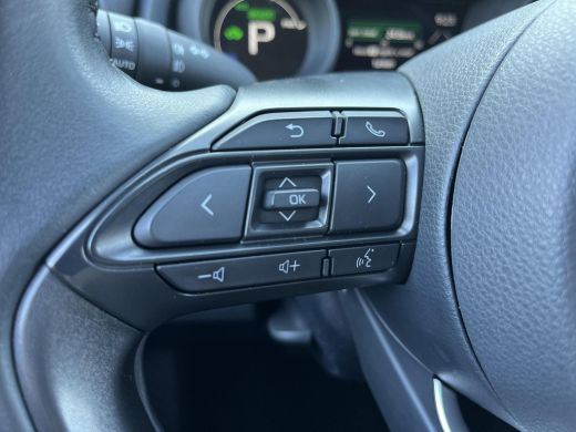 Toyota Yaris 1.5 Hybrid Dynamic | Apple CarPlay/Android auto | Achteruitrijcamera | Parkeersensoren achter ActivLease financial lease