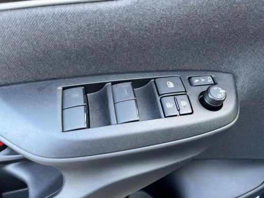 Toyota Yaris Cross 1.5 Hybrid 130 First Edition | All-in prijs | Comfort pack ActivLease financial lease