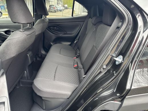 Toyota Yaris Cross 1.5 Hybrid 130pk First Edition Comfort Pack | 06-10141018 Voor meer informatie ActivLease financial lease