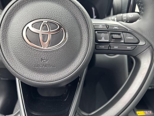 Toyota Yaris Cross 1.5 Hybrid 130pk First Edition Comfort Pack | 06-10141018 Voor meer informatie ActivLease financial lease