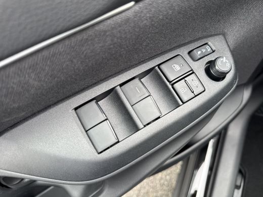 Toyota Yaris Cross 1.5 Hybrid 130pk First Edition Comfort Pack | 06-10141018 Voor meer informatie ActivLease financial lease