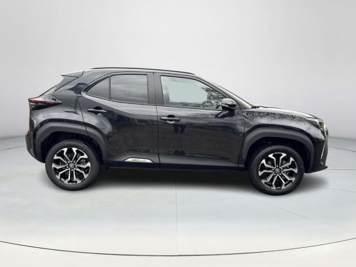Toyota Yaris Cross 1.5 Hybrid 130pk First Edition Comfort Pack | 06-10141018 Voor meer informatie ActivLease financial lease