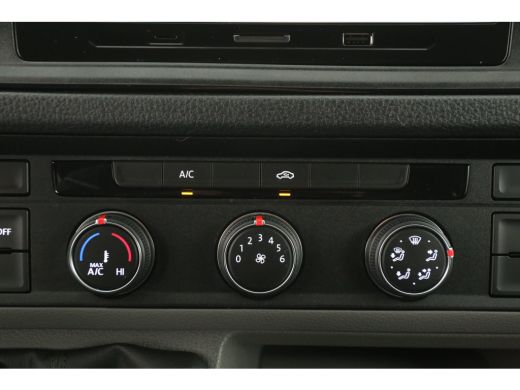 Volkswagen Crafter 30 2.0 TDI L3H3 140PK Airco Cruise Parkeersensoren 3 Persoons Elektrpakket ActivLease financial lease