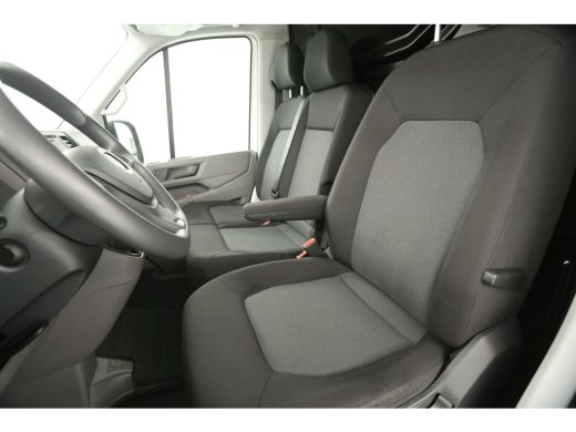 Volkswagen Crafter 30 2.0 TDI L3H3 140PK Airco Cruise Parkeersensoren 3 Persoons Elektrpakket ActivLease financial lease