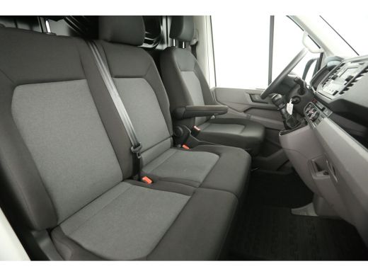 Volkswagen Crafter 30 2.0 TDI L3H3 140PK Airco Cruise Parkeersensoren 3 Persoons Elektrpakket ActivLease financial lease