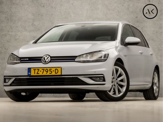 Volkswagen Golf 1.5 TSI Sportline (VIRTUAL COCKPIT, 4 CILINDER, APPLE CARPLAY, GROOT NAVI, ALCANTARA SPORTSTOELEN... Volkswagen Golf 1.5 TSI Sportline (VIRTUAL COCKPIT, 4 CILINDER, APPLE CARPLAY, GROOT NAVI, ALCANTARA SPORTSTOELEN...