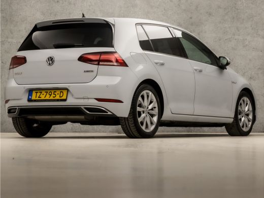 Volkswagen Golf 1.5 TSI Sportline (VIRTUAL COCKPIT, 4 CILINDER, APPLE CARPLAY, GROOT NAVI, ALCANTARA SPORTSTOELEN... ActivLease financial lease