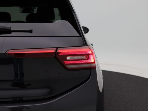 Volkswagen ID.3 First Max 58 kWh 204 Pk | Adaptive Cruise | Panoramadak | Camera | CarPlay | Navigatie | Stoelver... ActivLease financial lease