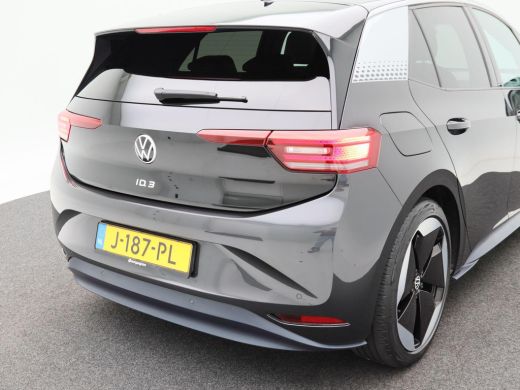 Volkswagen ID.3 First Max 58 kWh 204 Pk | Adaptive Cruise | Panoramadak | Camera | CarPlay | Navigatie | Stoelver... ActivLease financial lease