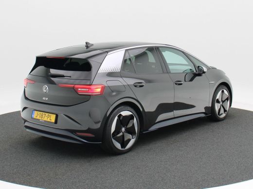 Volkswagen ID.3 First Max 58 kWh 204 Pk | Adaptive Cruise | Panoramadak | Camera | CarPlay | Navigatie | Stoelver... ActivLease financial lease