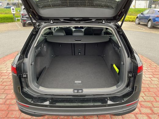 Volkswagen Passat Variant 1.5 eTSI Business | Trekhaak | ERGO | ACC | ActivLease financial lease
