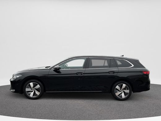 Volkswagen Passat Variant 1.5 eTSI Business | Trekhaak | ERGO | ACC | ActivLease financial lease