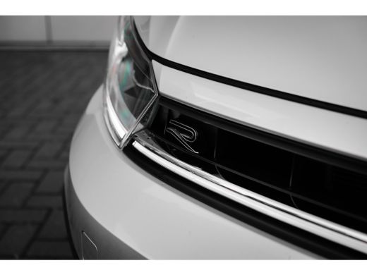 Volkswagen Polo Volkswagen R-Line Business | 'App-Connect' draadloze smartphone integratie | Achterbank in ongeli... ActivLease financial lease