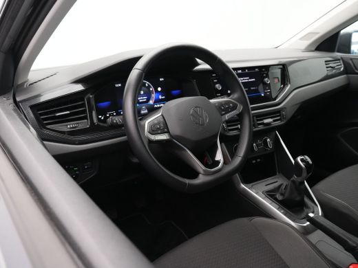 Volkswagen Polo 1.0 TSI 95pk Life Navigatie Pdc Lm Velgen Acc 169 ActivLease financial lease