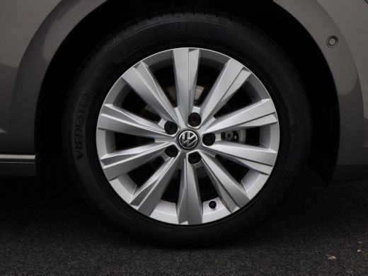 Volkswagen Polo 1.0 TSi Automaat Highline | Navigatie | Adaptive Cruise | Climate Control | Camera | Carplay | 70... ActivLease financial lease