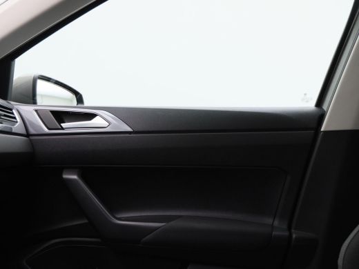 Volkswagen Polo 1.0 TSi Automaat Highline | Navigatie | Adaptive Cruise | Climate Control | Camera | Carplay | 70... ActivLease financial lease