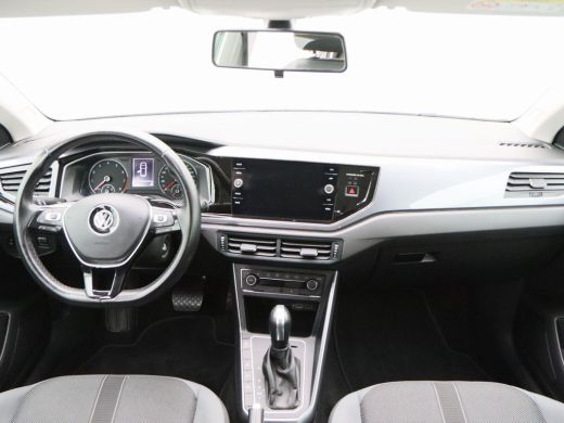 Volkswagen Polo 1.0 TSi Automaat Highline | Navigatie | Adaptive Cruise | Climate Control | Camera | Carplay | 70... ActivLease financial lease
