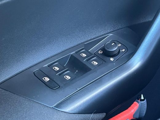 Volkswagen Polo 1.0 TSI Life Edition | Achteruitrijcamera | Buitenspiegels elektrisch inklapbaar | Cruise control... ActivLease financial lease