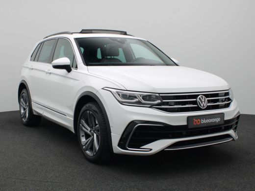 Volkswagen Tiguan 1.4 TSI eHybrid R-Line Business 245PK DSG matrix led, panoramadak, achteruitrijcamera, stuur-stoe... ActivLease financial lease
