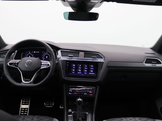 Volkswagen Tiguan 1.4 TSI eHybrid R-Line Business 245PK DSG matrix led, panoramadak, achteruitrijcamera, stuur-stoe... ActivLease financial lease