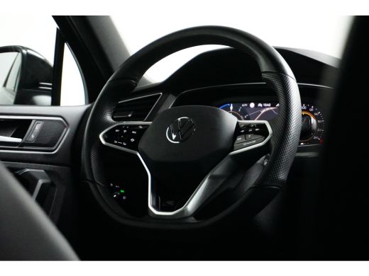 Volkswagen Tiguan Volkswagen 1.4 TSI eHybrid R-Line Business+ | Black Style | Panoramadak | Adaptive Cruise | Navi | ActivLease financial lease
