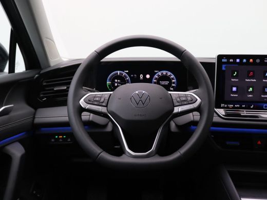 Volkswagen Tiguan 1.5 eHybrid Life Edition 204PK DSG full led, adaptive cruise met travel assist, side assist, stoe... ActivLease financial lease