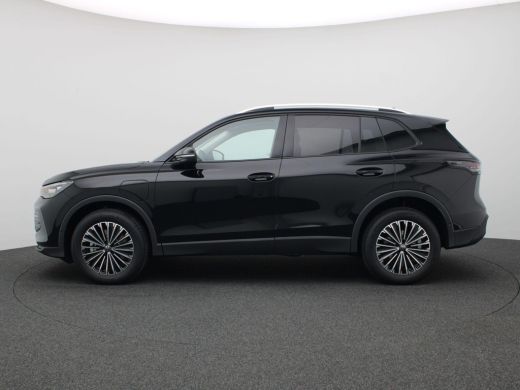Volkswagen Tiguan 1.5 eHybrid Life Edition 204PK DSG full led, adaptive cruise met travel assist, side assist, stoe... ActivLease financial lease