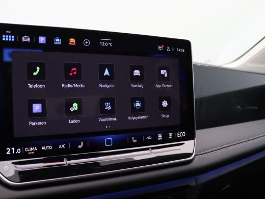 Volkswagen Tiguan 1.5 eHybrid Life Edition 204PK DSG full led, adaptive cruise met travel assist, side assist, stoe... ActivLease financial lease