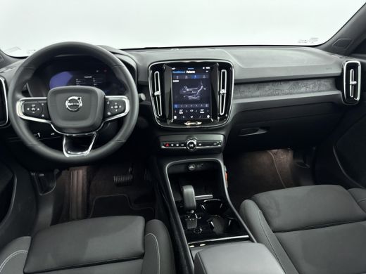 Volvo  C40 Volvo Recharge Twin Intro Edition 78 kWh | Trekhaak | Getint Glas| PDC + Camera | Elektrische ach... ActivLease financial lease