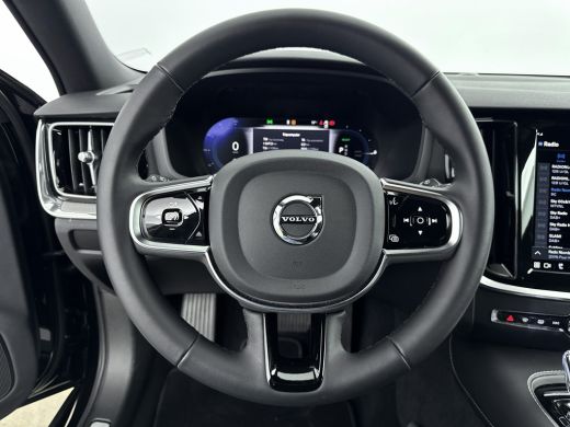Volvo  V60 2.0 T6 Plug-in hybrid AWD Plus Dark | ONYX BLACK | Blis | Adaptive Cruisecontrol | Stoel + Stuur ... ActivLease financial lease