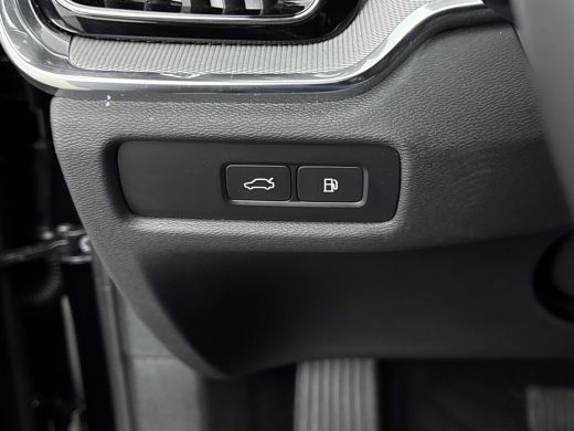 Volvo  V60 2.0 T6 Plug-in hybrid AWD Plus Dark | ONYX BLACK | Blis | Adaptive Cruisecontrol | Stoel + Stuur ... ActivLease financial lease