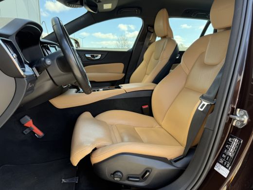 Volvo  V60 Volvo T6 Twin Engine AWD Inscription | Camera | Adaptive Cruise | BLIS | Stoelverwarming | Leder ... ActivLease financial lease