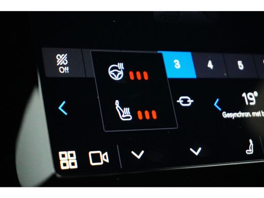 Volvo  XC40 Volvo Recharge Plus 70 kWh | Achteruitrijcamera | Apple Carplay/Android Auto|telefoonintegratie p... ActivLease financial lease