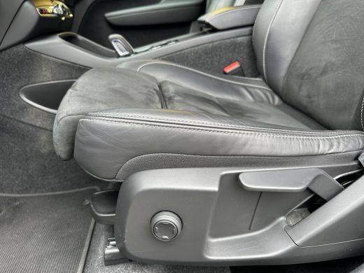 Volvo  XC40 Volvo T5 262PK Recharge R-Design | STOEL- EN STUURVERWARMING| LEDER/ALCANTARA| NAVIGATIE| ADAPTIE... ActivLease financial lease