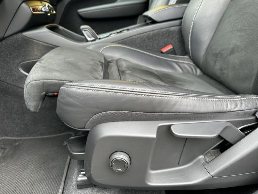 Volvo  XC40 Volvo T5 262PK Recharge R-Design | STOEL- EN STUURVERWARMING| LEDER/ALCANTARA| NAVIGATIE| ADAPTIE... ActivLease financial lease