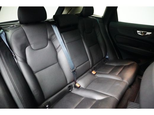 Volvo  XC60 Volvo 2.0 Recharge T6 AWD Inscription | BLIS | Trekhaak | Panoramadak | Elektrische stoelbedienin... ActivLease financial lease