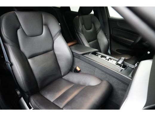 Volvo  XC60 Volvo 2.0 Recharge T6 AWD Inscription | BLIS | Trekhaak | Panoramadak | Elektrische stoelbedienin... ActivLease financial lease