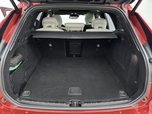Volvo  XC60 2.0 Recharge T8 AWD R-Design | Trekhaak | PDC + 360 Camera | Voorruitverwarming | Harman / Kardon... ActivLease financial lease
