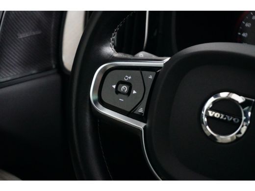 Volvo  XC60 Volvo 2.0 Recharge T8 AWD R-Design | Trekhaak | PDC + 360 Camera | Harman / Kardon Audio | Stoelv... ActivLease financial lease