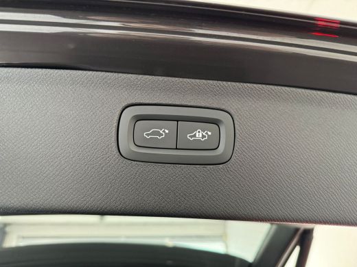 Volvo  XC90 Volvo Ultimate T8 Recharge Black edition | Achterbank verwarmd | Audio installatie high end | Bow... ActivLease financial lease