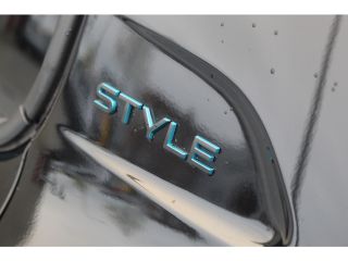 Peugeot 208 1.2 Style | Camera | PDC | Cruise | Airco | Carplay | DAB | LMV 16" |