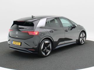 Volkswagen ID.3 First Max 58 kWh 204 Pk | Adaptive Cruise | Panoramadak | Camera | CarPlay | Navigatie | Stoelver...