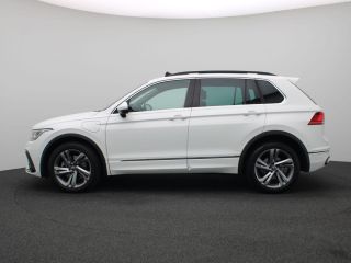 Volkswagen Tiguan 1.4 TSI eHybrid R-Line Business 245PK DSG matrix led, panoramadak, achteruitrijcamera, stuur-stoe...