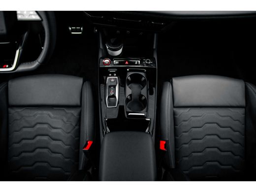 Audi A6 Avant e-tron Audi S6 Avant e-tron S6 100 kWh ActivLease financial lease