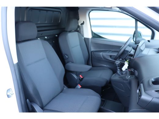 Citroën Berlingo 1.5 BlueHDi 100 S&S L1 € 2.725,- Voorraad Voordeel | Pakket Winter | 10" SD Radio DAB + | Trekhaa... ActivLease financial lease
